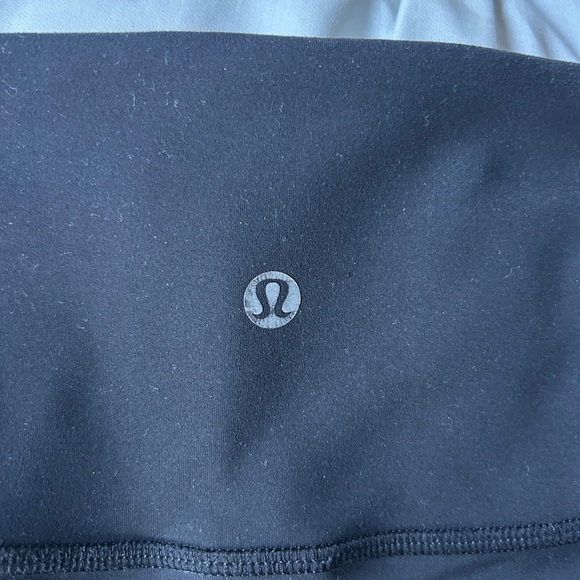lululemon in movement tight 25” - Picture 5 of 5